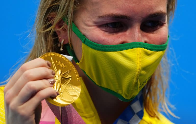 Swimming - Women's 200m Freestyle - Medal Ceremony