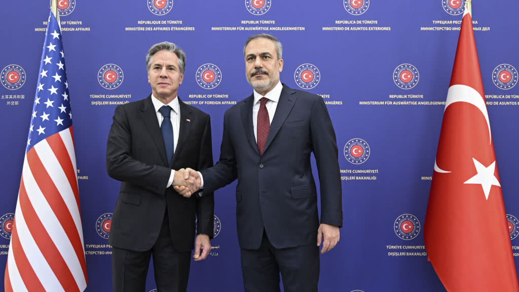  Secretary of State Antony Blinken meets with Turkey's foreign minister. 