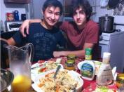 Dzhokhar Tsarnaev (derecha), el joven sospechoso de haber perpetrado junto a su hermano mayor los atentados de Boston.