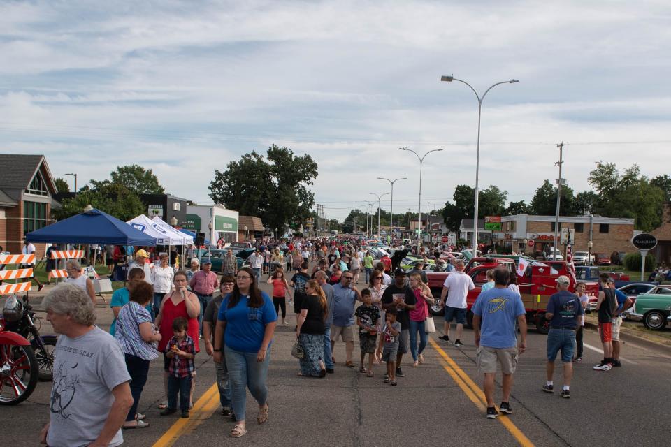 Images from the 17th annual CPCU Cruise In held in the Old Lakeview neighborhood of Battle Creek on Friday, Aug. 17, 2022.