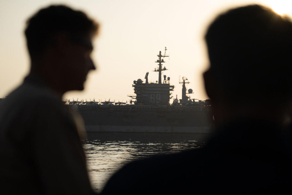 USS Mason Conducts a Vertical Replenishment with USS Dwight D. Eisenhower in support of Operation Prosperity Guardian (U.S. Navy via DVIDS)