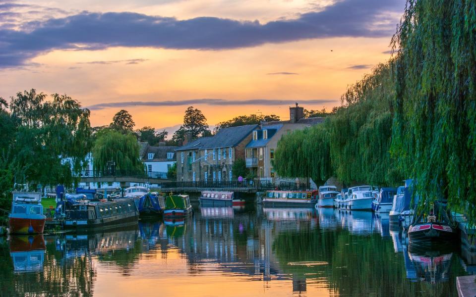 The setting sun by the River Great Ouse in Ely, Cambridgeshire  - Veronica Johansson