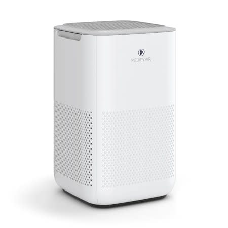 Medify MA-15 Air Purifier (Amazon / Amazon)