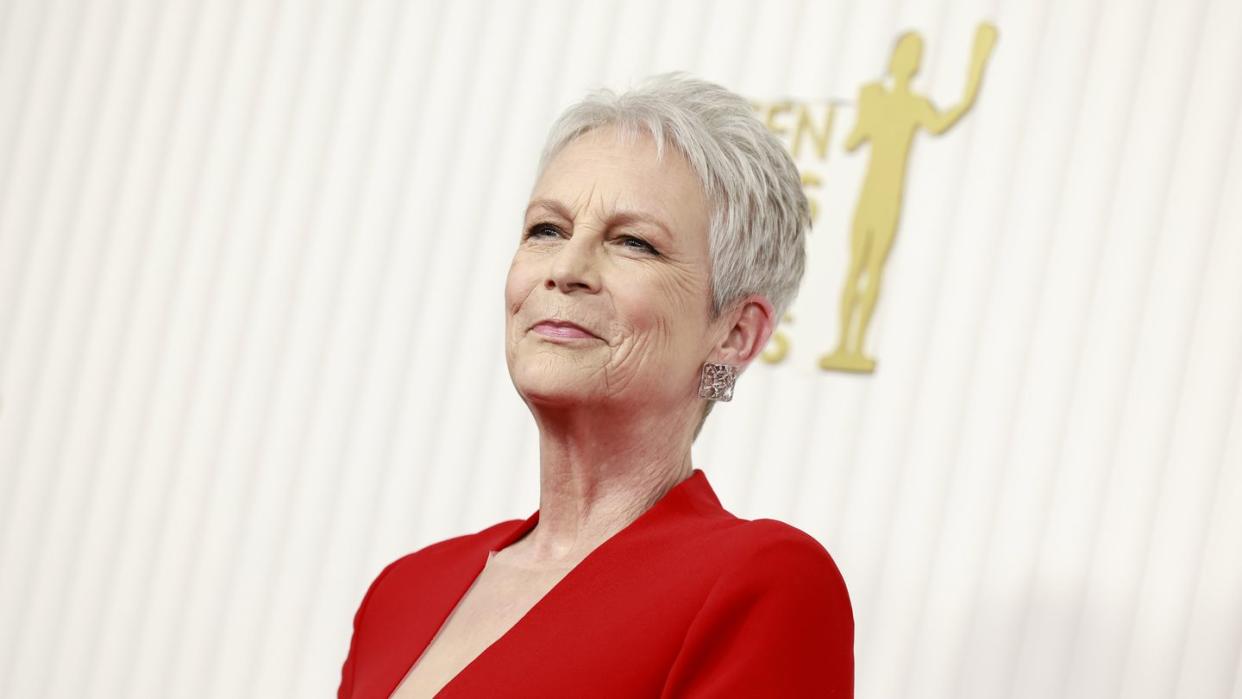 jamie lee curtis 29th annual screen actors guild awards arrivals