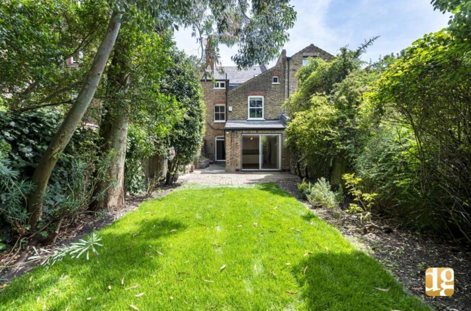 The garden of Boris and Carrie Johnson’s Camberwell townhouse (Davis and Gibbs / Rightmove)