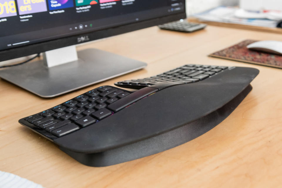 Ergonomic keyboard