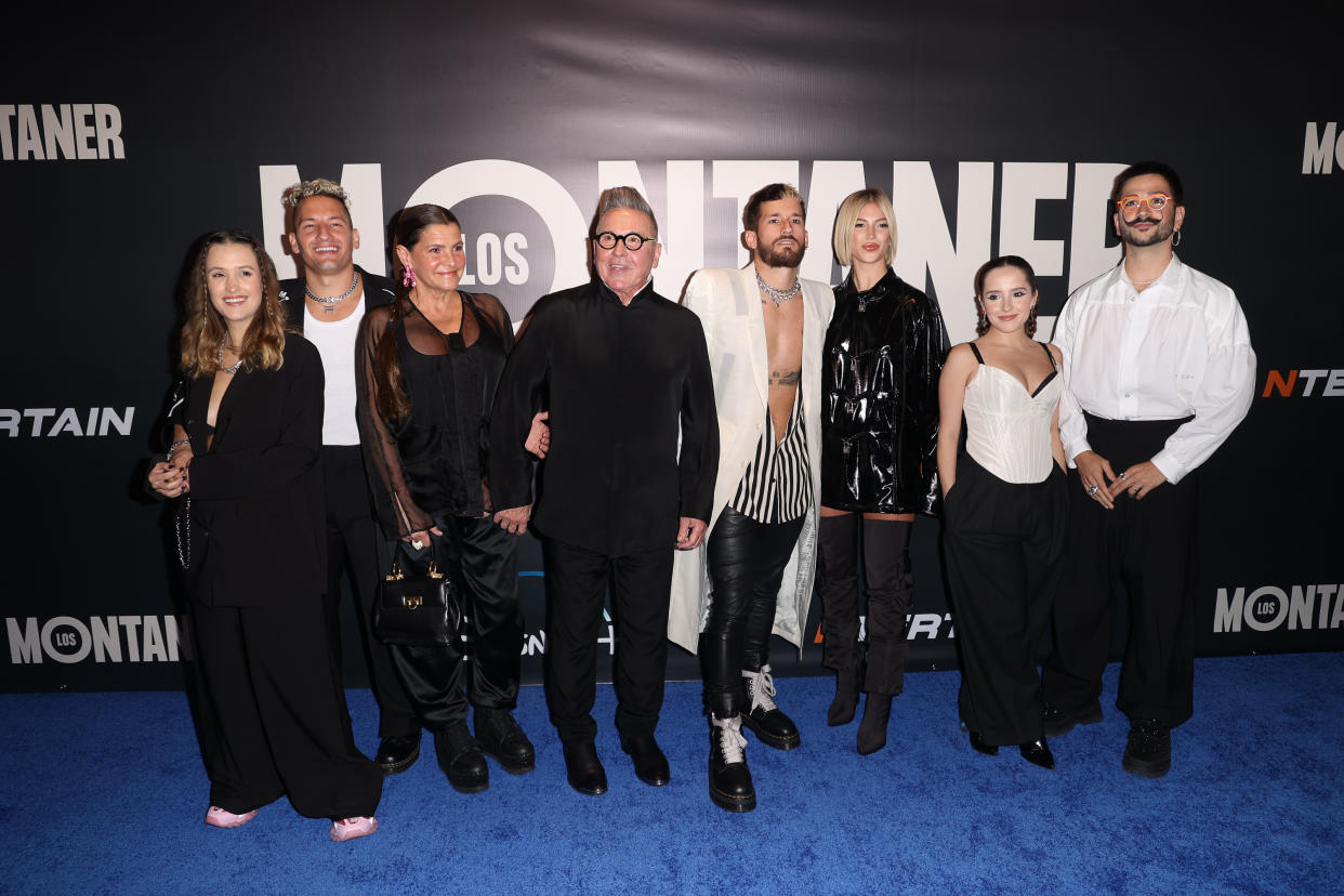 LOS MONTANER Sara Escobar, Mau Montaner, Marlene Montaner, Ricardo Montaner, Ricky Montaner, Stefi Roitman, Evaluna Montaner and Camilo Echeverri en la premiere de su serie en Miami. (Photo by John Parra/Getty Images for Ntertain)