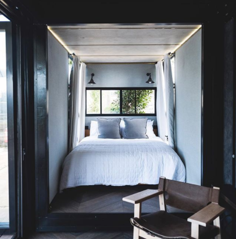 All the luxurious touches of a 5-star hotel. Photo: Contained Instagram