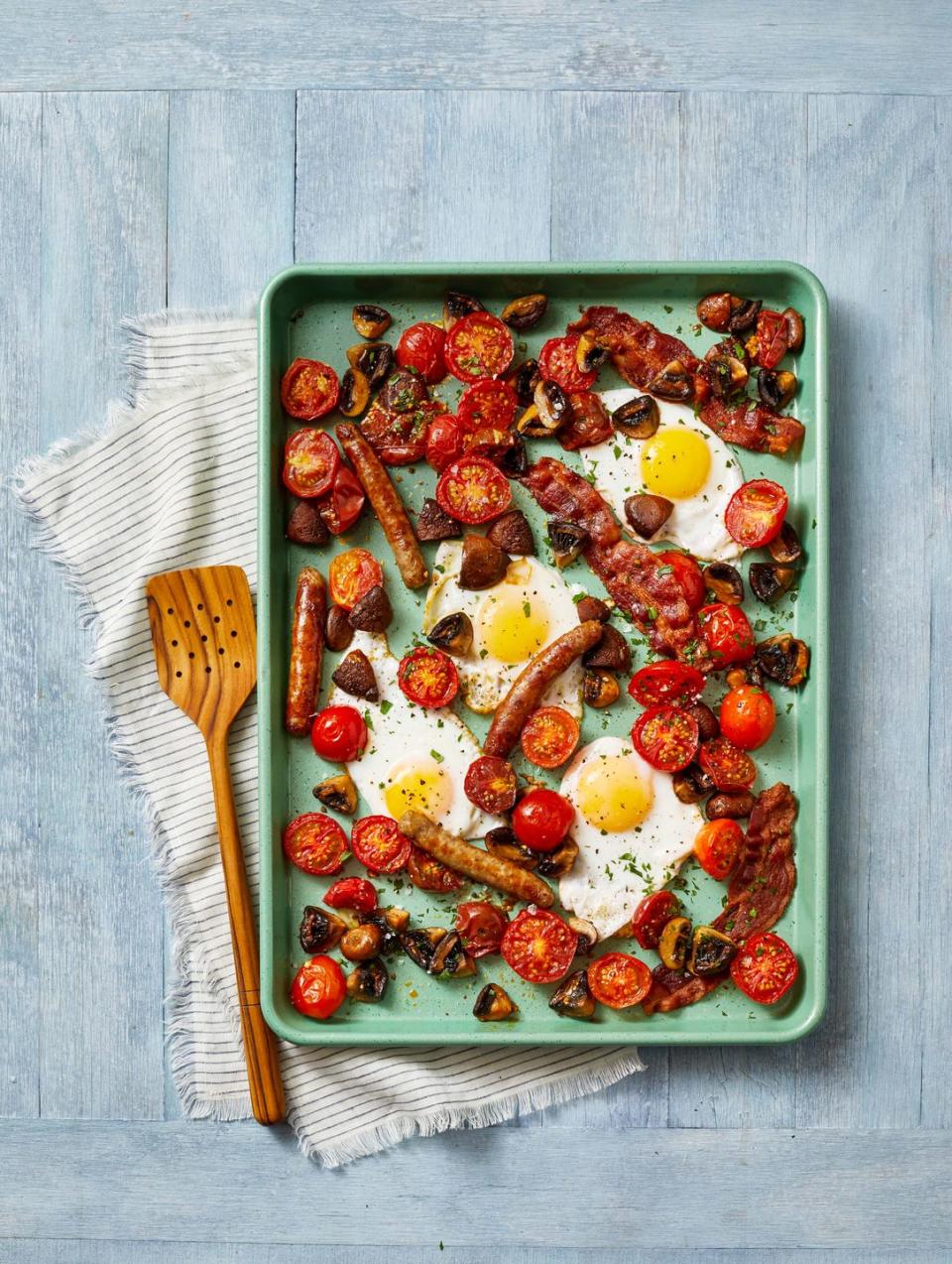 Sheet Pan Sausage and Egg Breakfast Bake