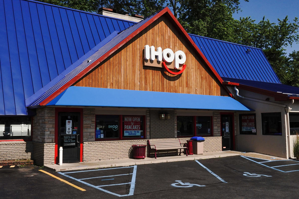 IHOP to close nearly 100 underperforming restaurants - TODAY