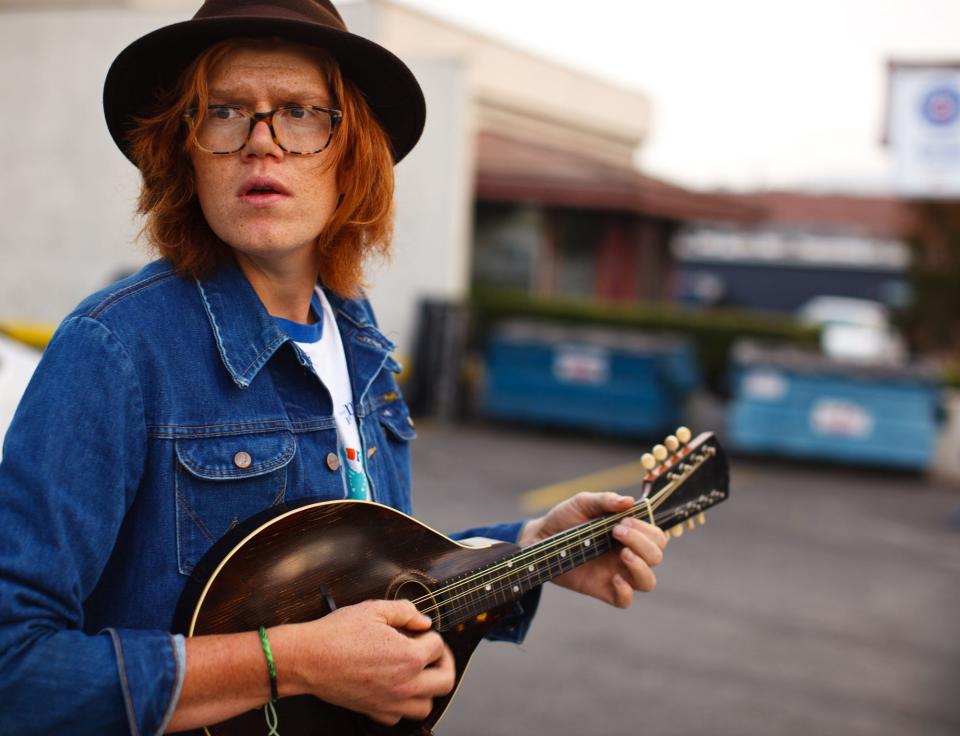 Singer-songwriter Brett Dennen will perform a concert on Tuesday, Oct. 11 to benefit the Child Advocacy Center of Rockingham County.