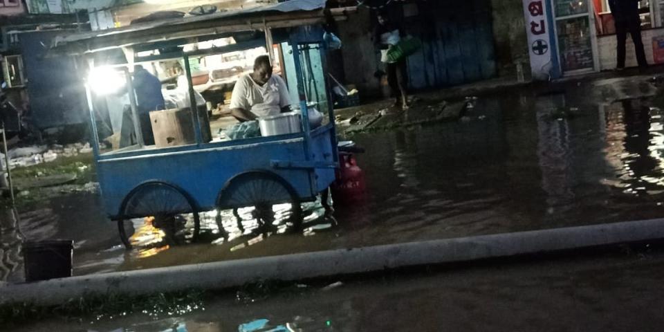 <div class="paragraphs"><p>Stall owners and vendors struggle due to waterlogging. </p></div>