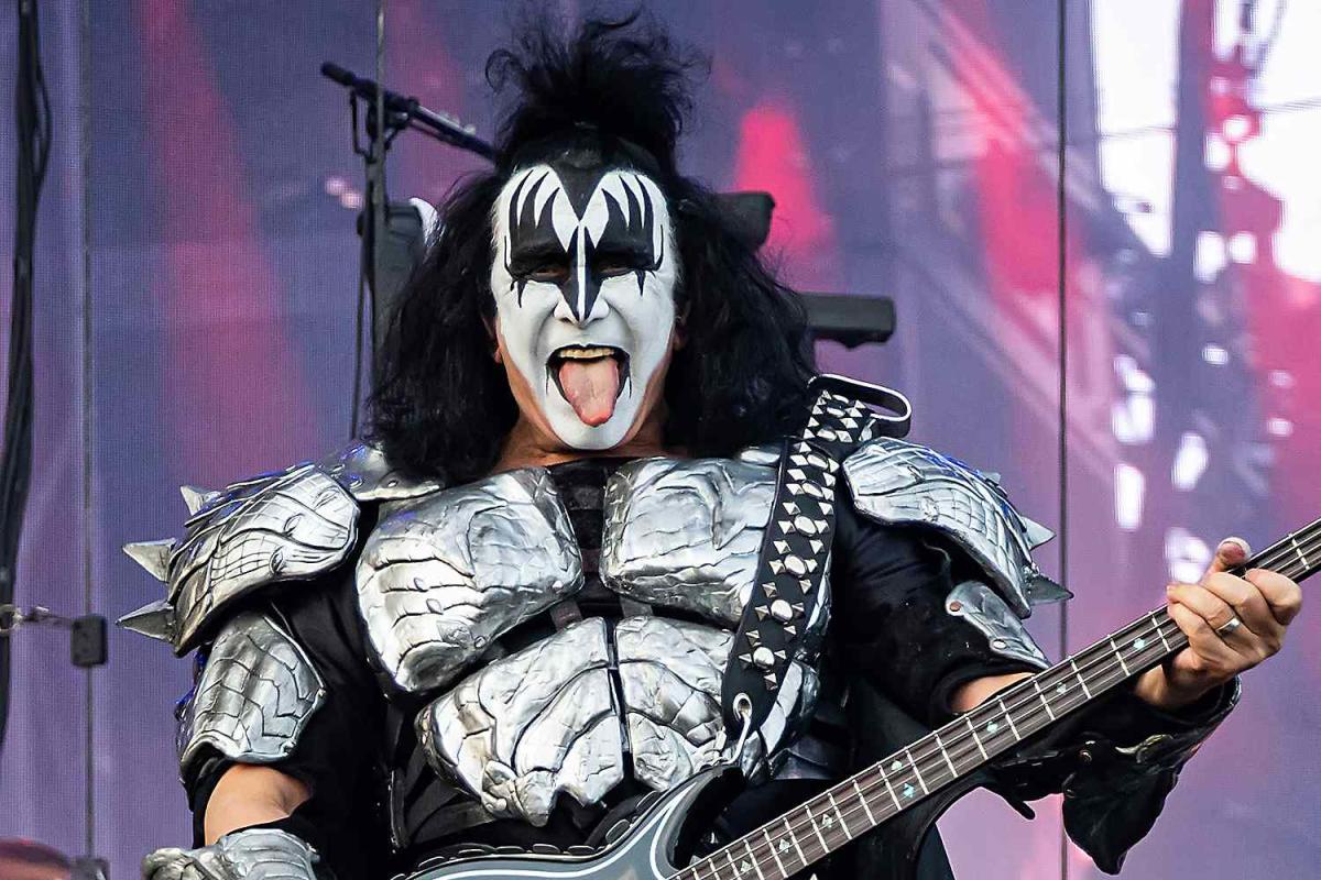 Gene Simmons passa mal e show do KISS em Manaus é interrompido