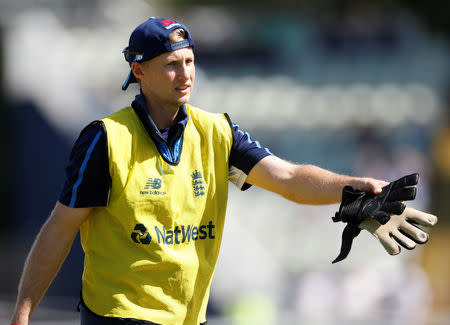 Cricket - England vs West Indies - First Test - Birmingham, Britain - August 17, 2017 England's Joe Root warms up before the start of the first test Action Images via Reuters/Paul Childs