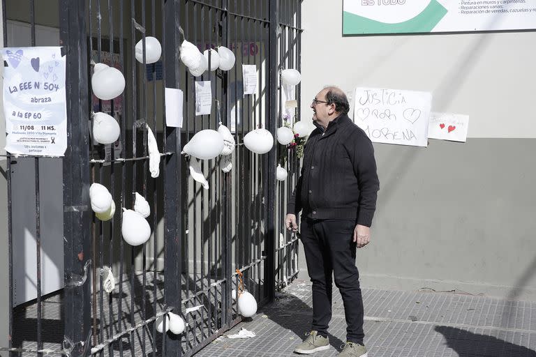 Los vecinos se enteraban en el momento que habían trasladado las mesas donde votaban a otra escuela