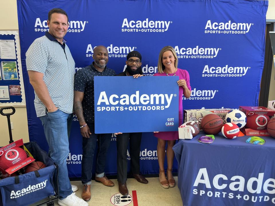 Tony Boselli and Academy Sports surprised a teacher with a $1K donation.