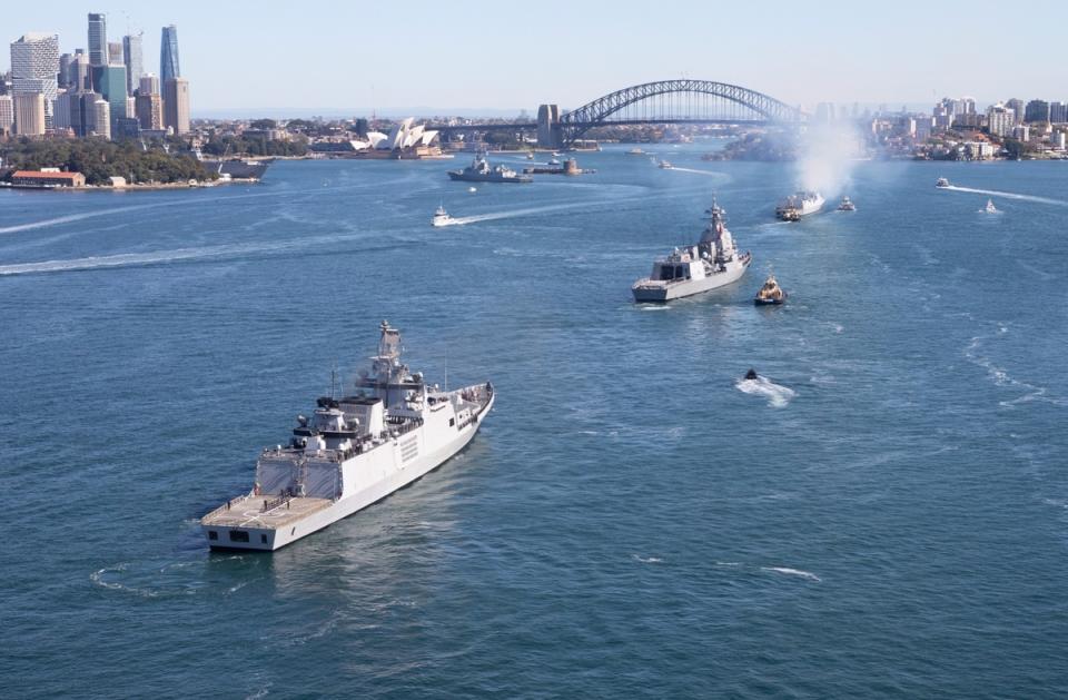 美、日、印、澳舉行的「馬拉巴爾 2023」海上聯合演習 21 日在澳洲東海岸落幕。外媒稱，該軍演及此前的「護身軍刀」都處於中國偵察衛星的監視之下。   圖：擷取自「X」（原推特）@IndoPac_Info
