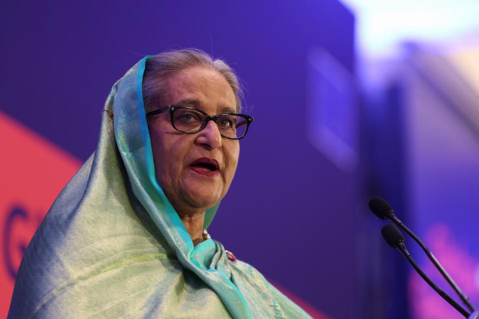孟加拉總理哈希納25日在2023歐盟全球門戶論壇發表演說。路透社