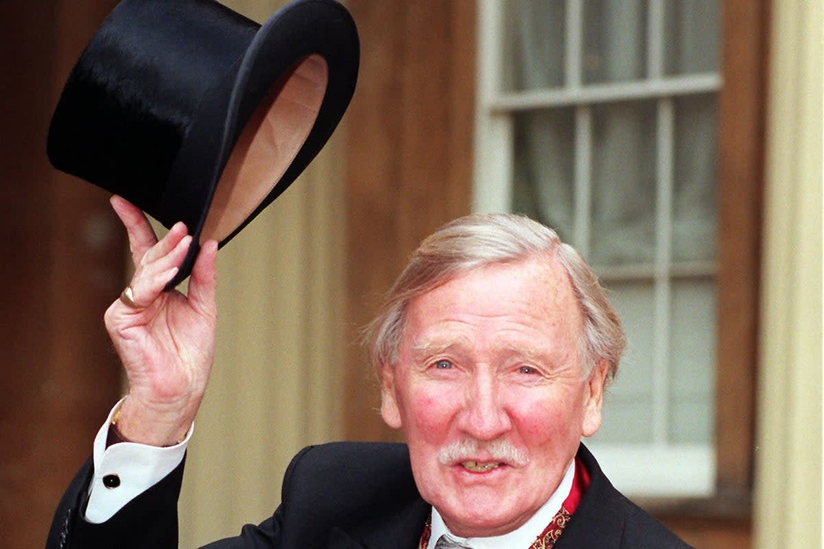 Suave actor Leslie Phillips has died aged 98  (Fiona Hanson/PA)