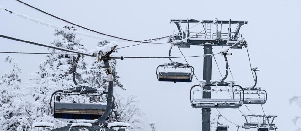 Échaudées par la saison blanche due à la pandémie, les stations de ski ont réduit leurs projets d'investissements pour les années à venir. (Photo d'illustration)
