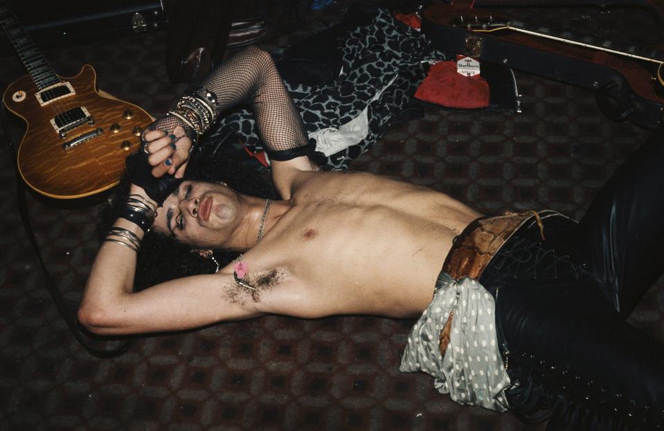 20 Rarely Seen Backstage Photos of Guns N' Roses, M?tley Crüe, and Other Hair Metal Bands