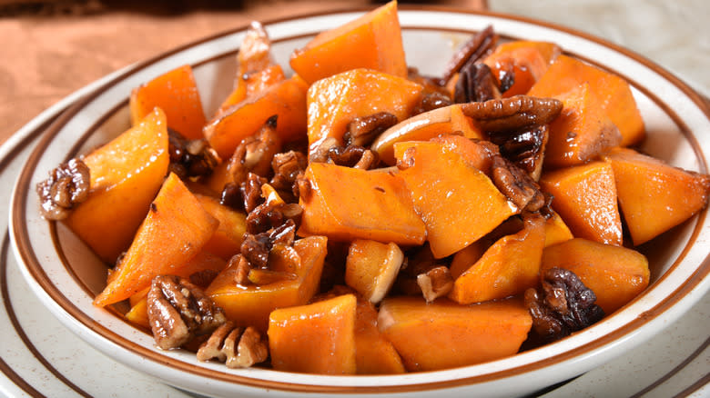 Squash in bowl with pecans