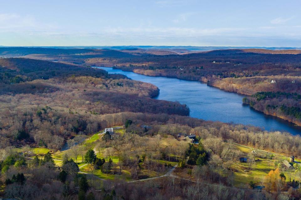 The estate overlooks the Croton Reservoir.