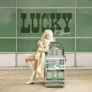 En esta imagen proporcionada por Sony Music, "Lucky" de Megan Moroney. (Sony Music vía AP)