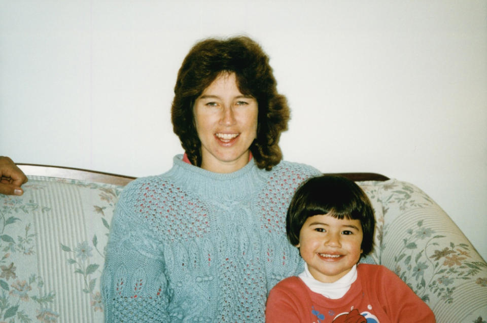 Marie Temara, as a child, with her mum, Christine Temara, in 1996 (Collect/PA Real Life)