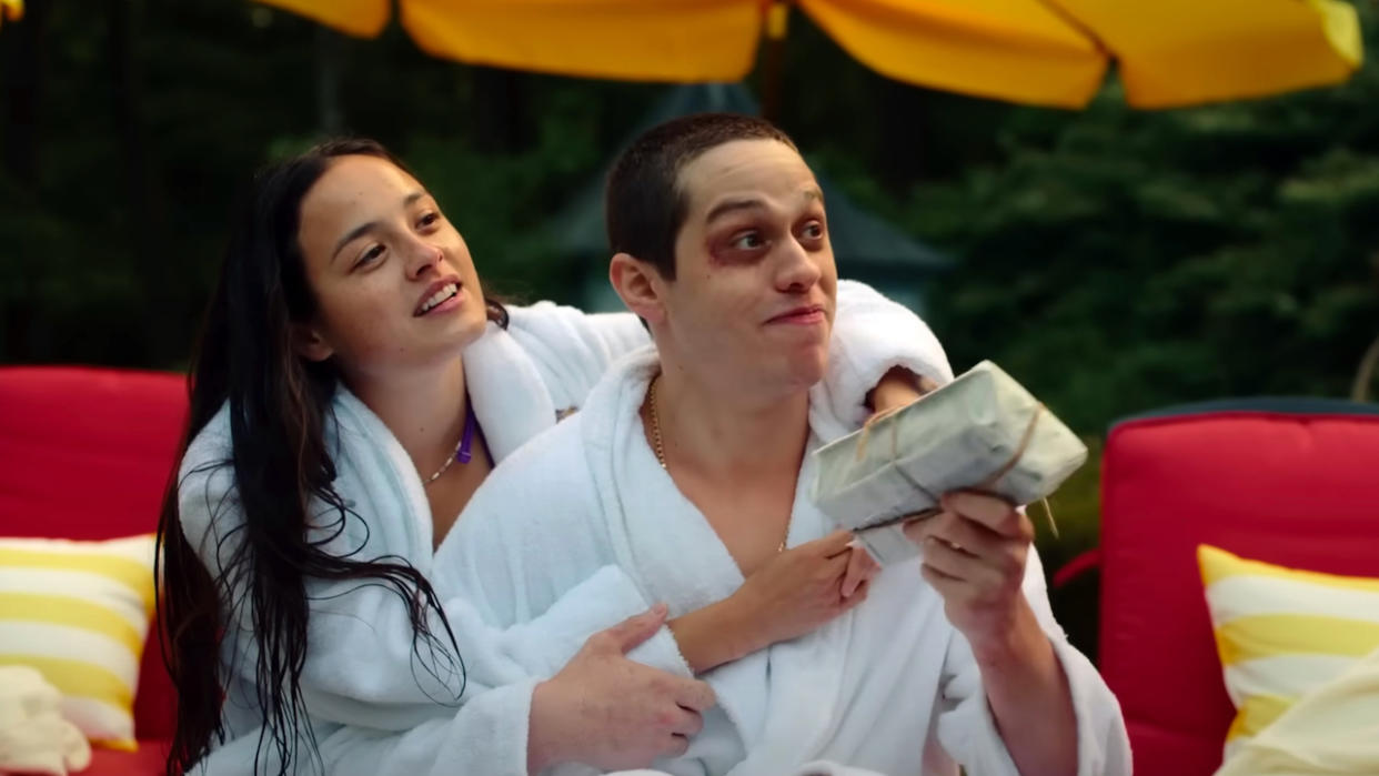  Pete Davidson and Chase Sui Wonders in Bodies Bodies Bodies 