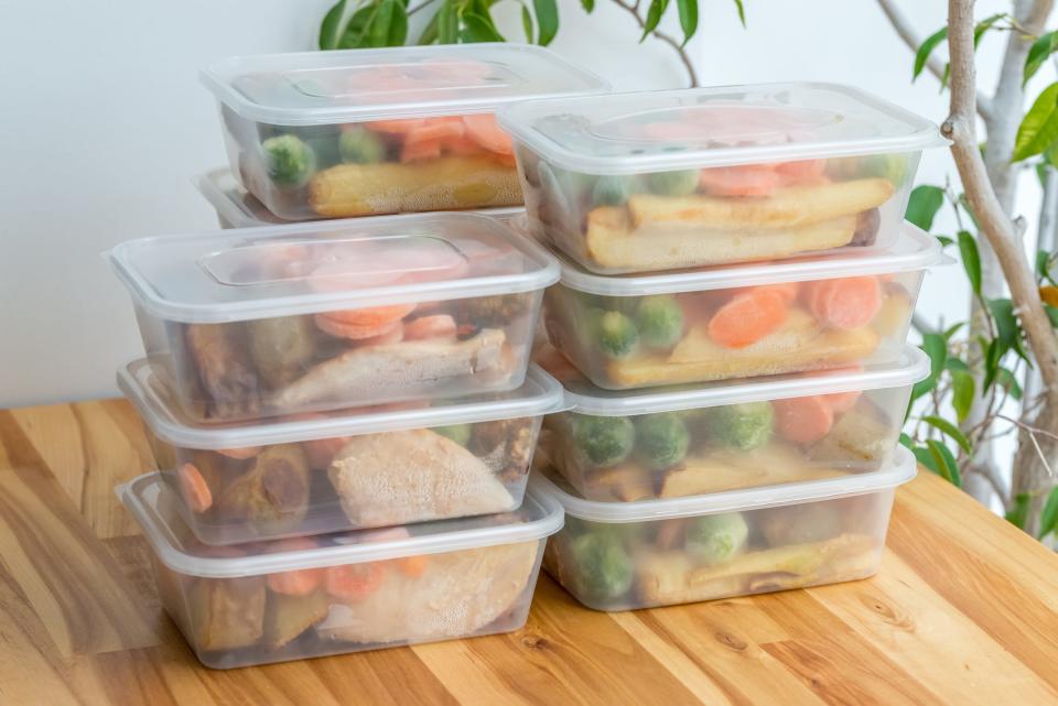 Meal delivery services can help people stick to their healthy-eating resolutions.