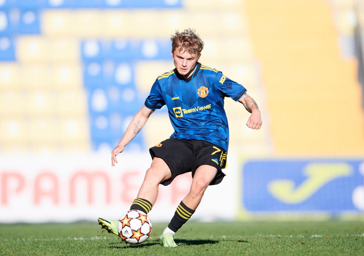 Isak Hansen-Aaroen has left Manchester United in search of senior playing time (Getty Images)