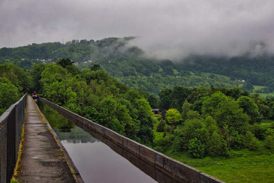 Famous landmark carrying Llangollen canal over River Dee in Vale of Llangollen