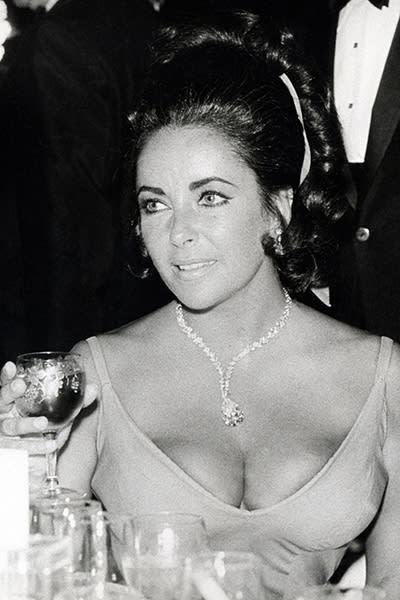 Elizabeth-Taylor-Oscars-Beauty