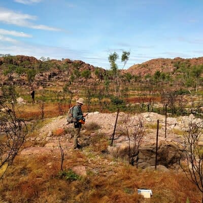 Figure 2:  Photo of Amphitheatre, looking east. Historical vertical shaft in foreground with torbernite-rich spoil heaps behind. (CNW Group/Laramide Resources Ltd.)