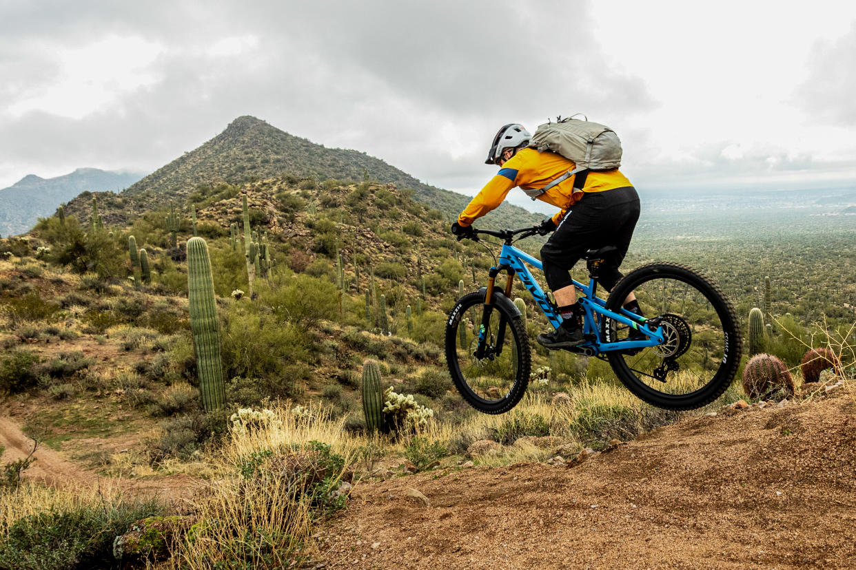 Zach Overholt jumping on the 2024 Pivot Switchblade