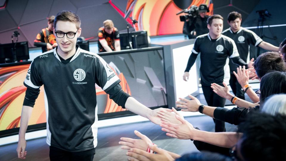 NA LCS players will finally have representation via the Player's Association (Jeremy Wacker)