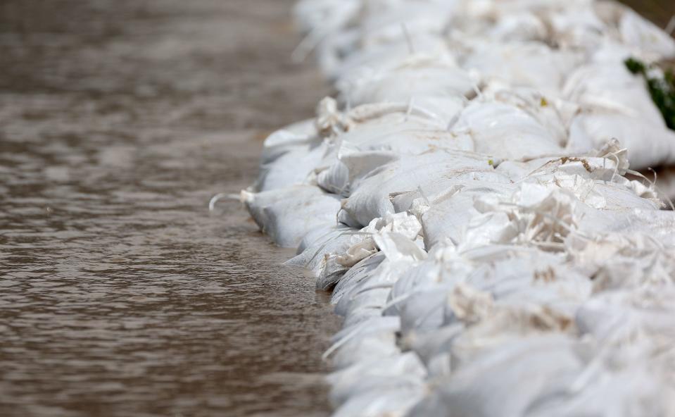 Sandbags are set up to contain flooding in Santaquin on Wednesday, May 17, 2023. | Kristin Murphy, Deseret News