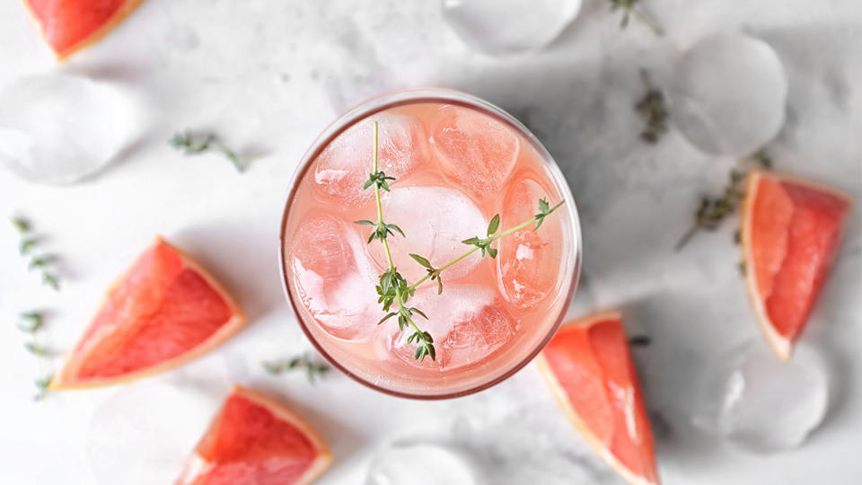 Grapefruit Thyme Fizz