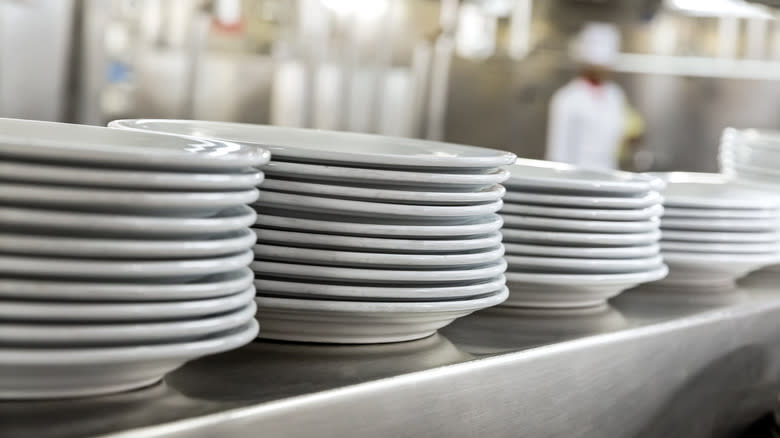 clean stacks of dinner plates