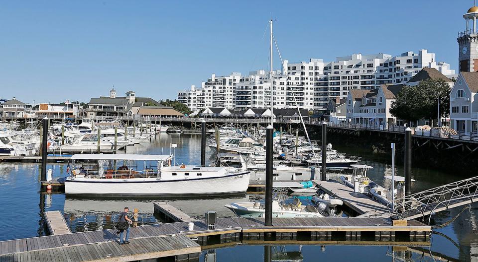 Marina Bay has unbeatable views of Boston.