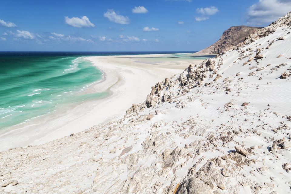 <p>Las costas de Socotra son casi tan fascinantes como su interior, con playas espectaculares totalmente vírgenes. (Foto: Getty Images).</p> 