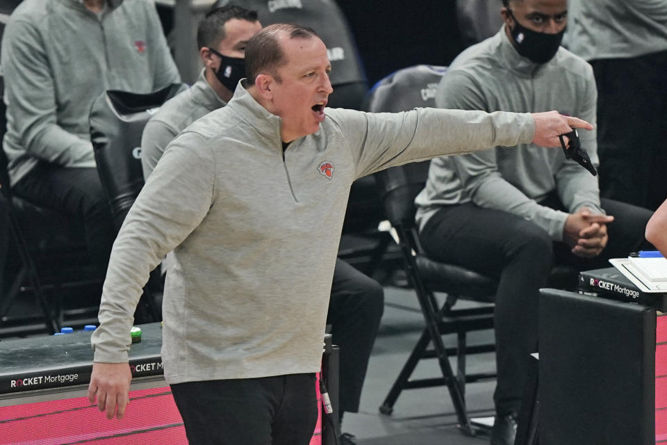 New York Knicks head coach Tom Thibodeau yells instructions to teammates in the first half of an NBA basketball game against the Cleveland Cavaliers, Tuesday, Dec. 29, 2020, in Cleveland. (AP Photo/Tony Dejak)