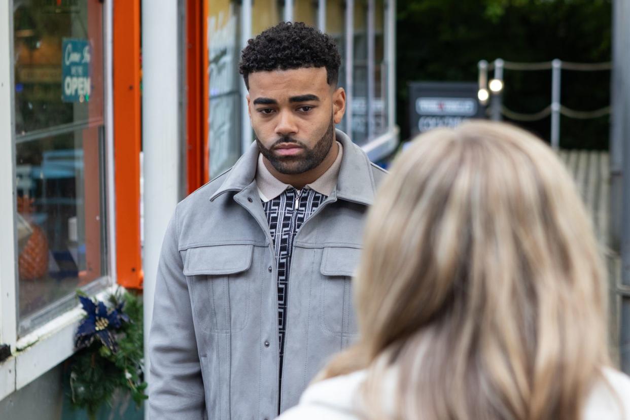 prince mcqueen and peri lomax in hollyoaks