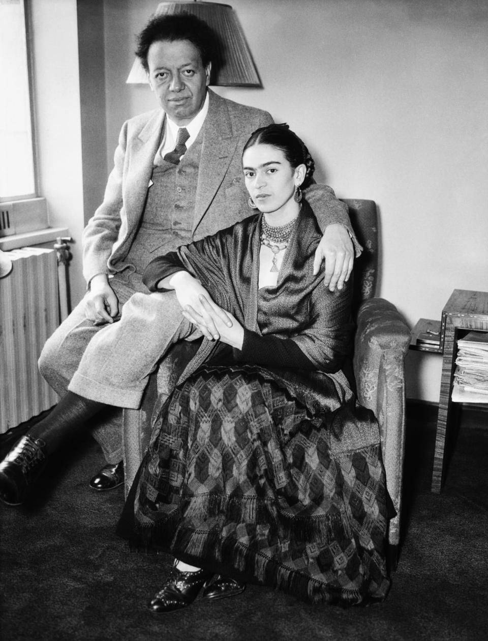 <div class="inline-image__caption"><p>Diego Rivera and Frida Kahlo on December 8, 1939. </p></div> <div class="inline-image__credit">Bettmann/Getty Images</div>