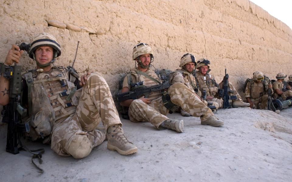 British soldiers in Sangin Valley, Afghanistan, in 2007 - Credit: Marco Di Lauro/Getty Images