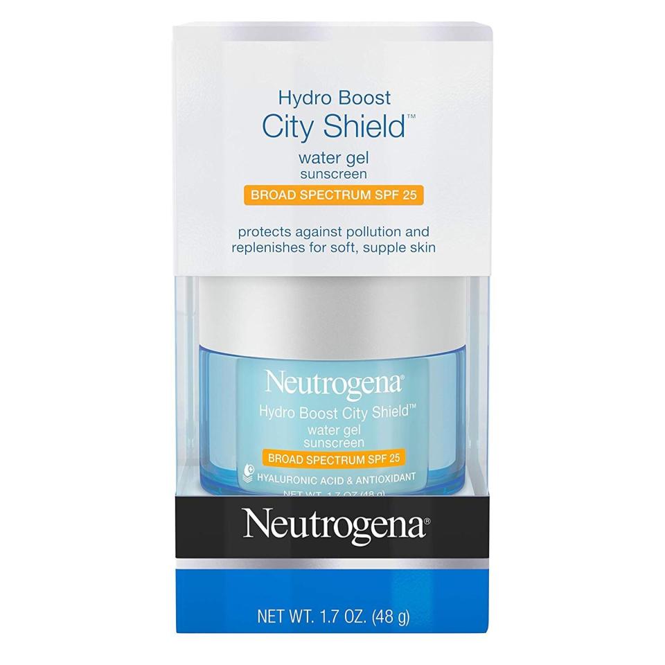 &ldquo;There&rsquo;s a new [gel sunscreen] from Neutrogena, Hydra Boost, that I&rsquo;ve personally been using, and it absorbs so well.&rdquo; &ndash;&ndash;&nbsp;Joshua Ross of SkinLab<br /><br /><a href="https://www.amazon.com/Neutrogena-Hyaluronic-Antioxidants-Alcohol-free-Non-comedogenic/dp/B07GRBQXTV/ref=as_li_ss_tl?pd_rd_w=qudV3&amp;pf_rd_p=ef4dc990-a9ca-4945-ae0b-f8d549198ed6&amp;pf_rd_r=2AWMR3TPERFHV958NM0V&amp;pd_rd_r=ab46026e-c10f-4e8f-a61d-279739ce788a&amp;pd_rd_wg=pCbu9&amp;pd_rd_i=B07GRBQXTV&amp;psc=1&amp;refRID=2AWMR3TPERFHV958NM0V&amp;linkCode=sl1&amp;tag=thehuffingtop-20&amp;linkId=95db47a566cb96bb666d667dbe6eb460&amp;language=en_US" target="_blank" rel="noopener noreferrer"><strong>Neutrogena Hydro Boost City Shield Water Gel SPF 25 ($22, Amazon</strong></a><strong>)</strong>