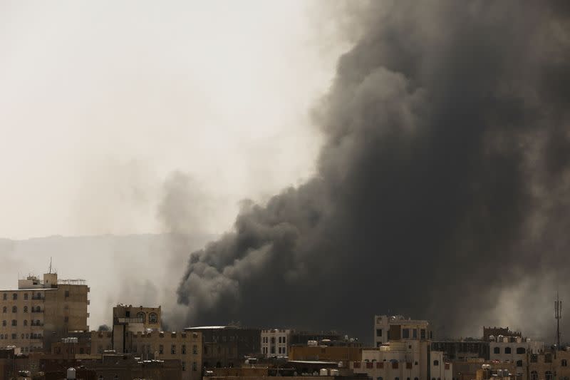 Saudi-led coalition launches air strikes on Yemeni capital after foiling drone attacks: witness