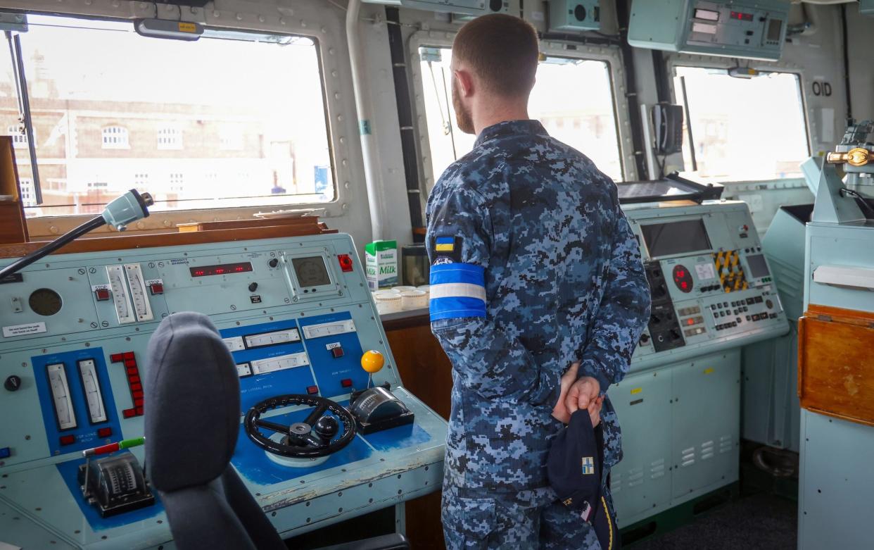 A Ukrainian sailor undergoes training on Cherkasy in Portsmouth