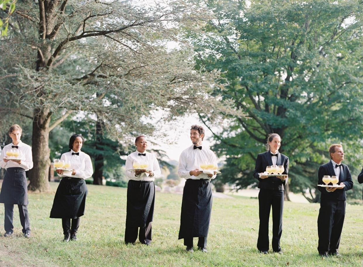 outdoor wedding reception bartenders lemonade cocktails